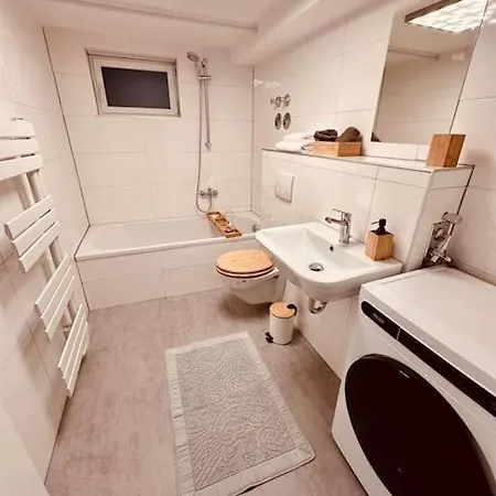 Apartment Gemuetliche In Leverkusen